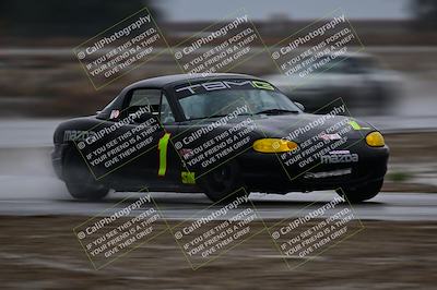 media/Nov-15-2025-CalClub SCCA (Sat) [[7bfa5a7151]]/Race/Group 4/